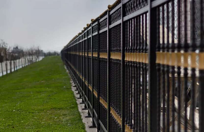 Yard fences